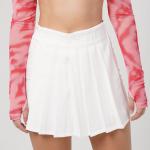 Falda short prensada